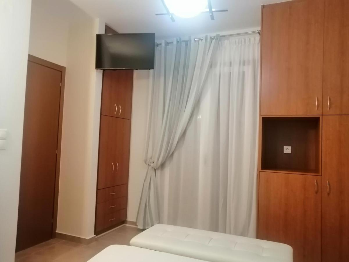Apartment Malvazios #8 *